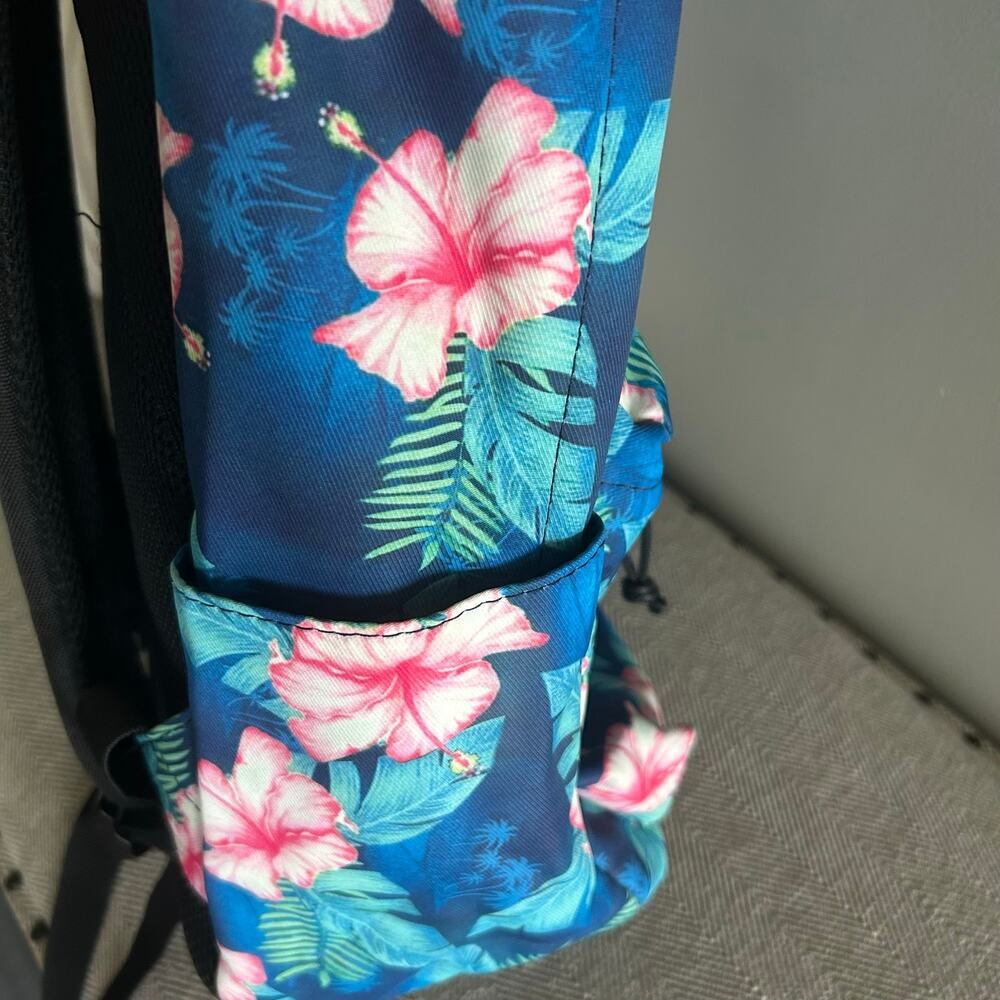 Vaschy all over tropical print backpack​ - Picture 8 of 12